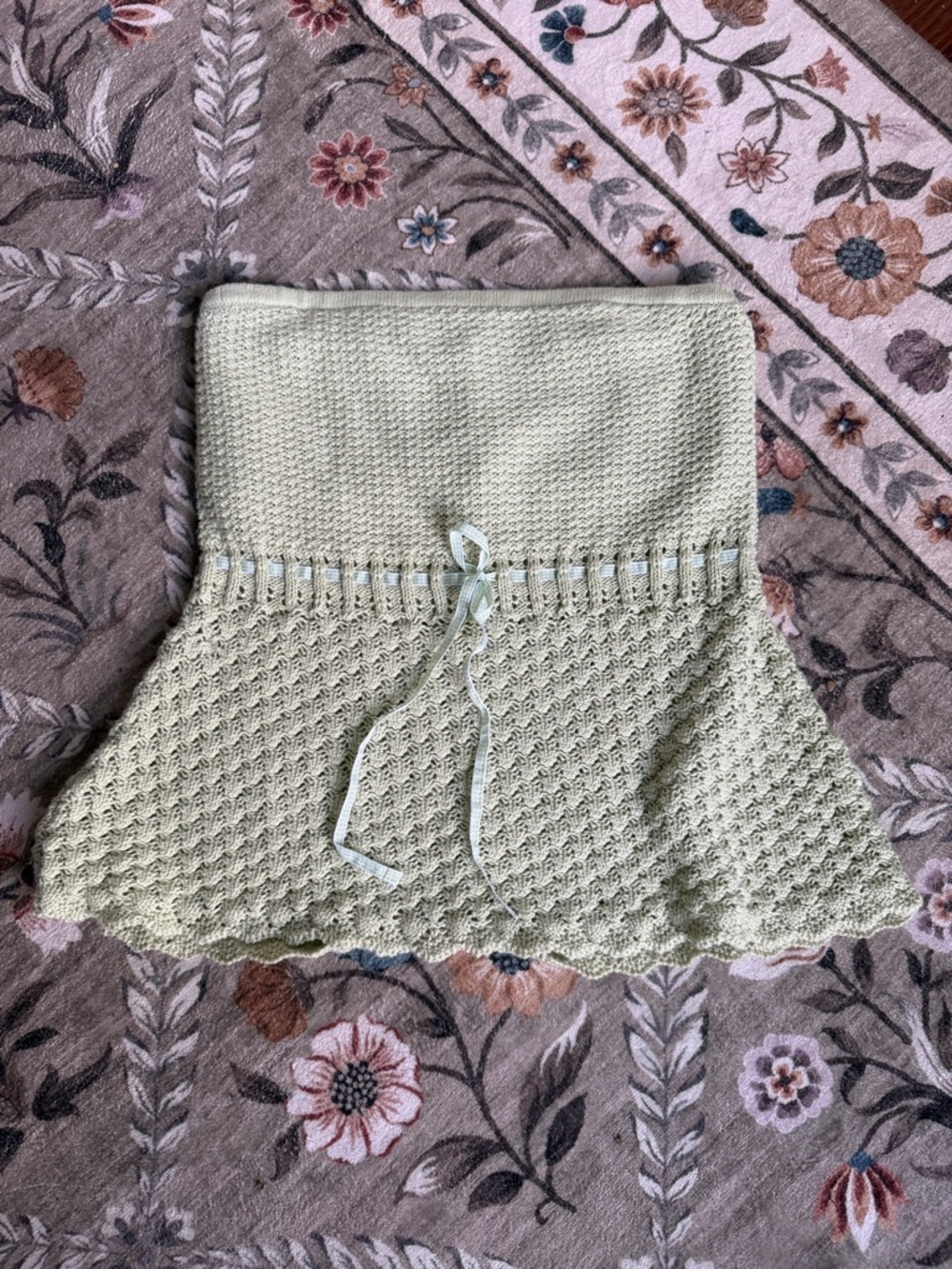 Hollister Pale Green Knit Lace-Up Crop Top